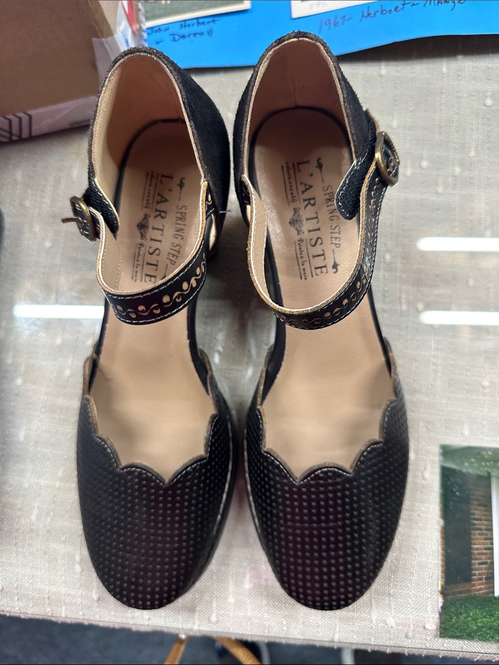 L'ATISTE Black Scalloped Ankle-Strap Heels